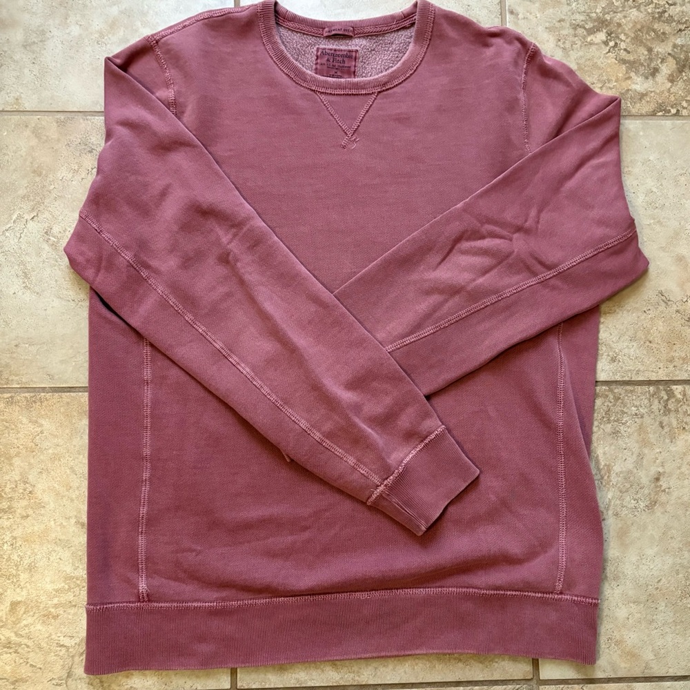 EUC Abercrombie & Fitch Garment Dyed Crewneck Sweatshirt